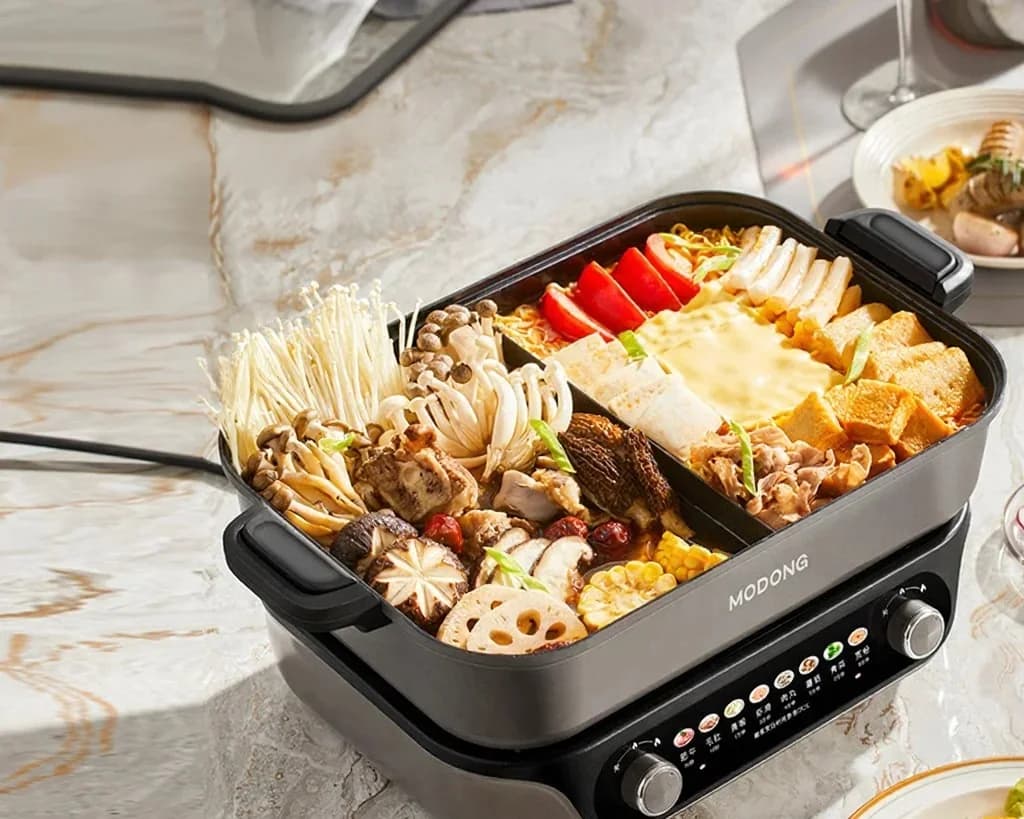Gespleten elektrische hotpot met antiaanbaklaag, capaciteit 8L
