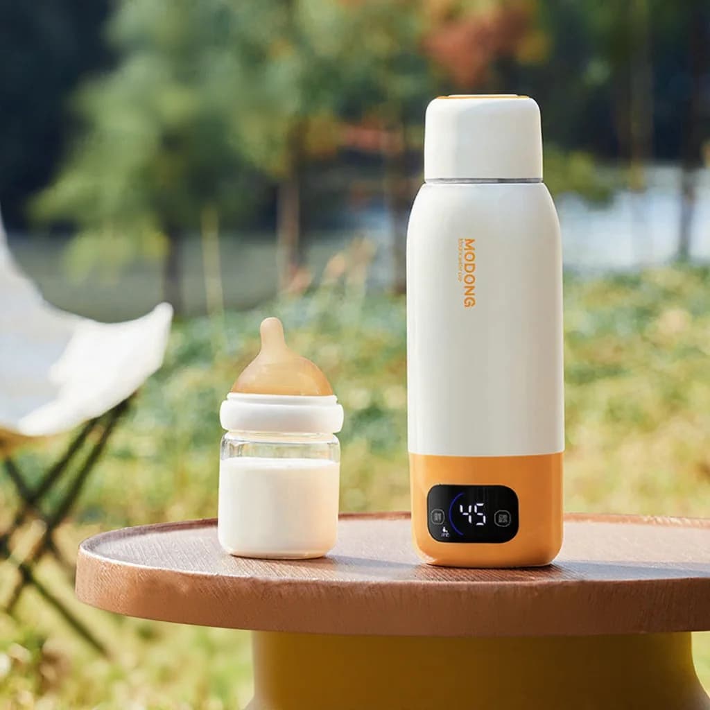 Draagbare elektrische waterverwarmingsbeker voor babymelkpoeder 550ml