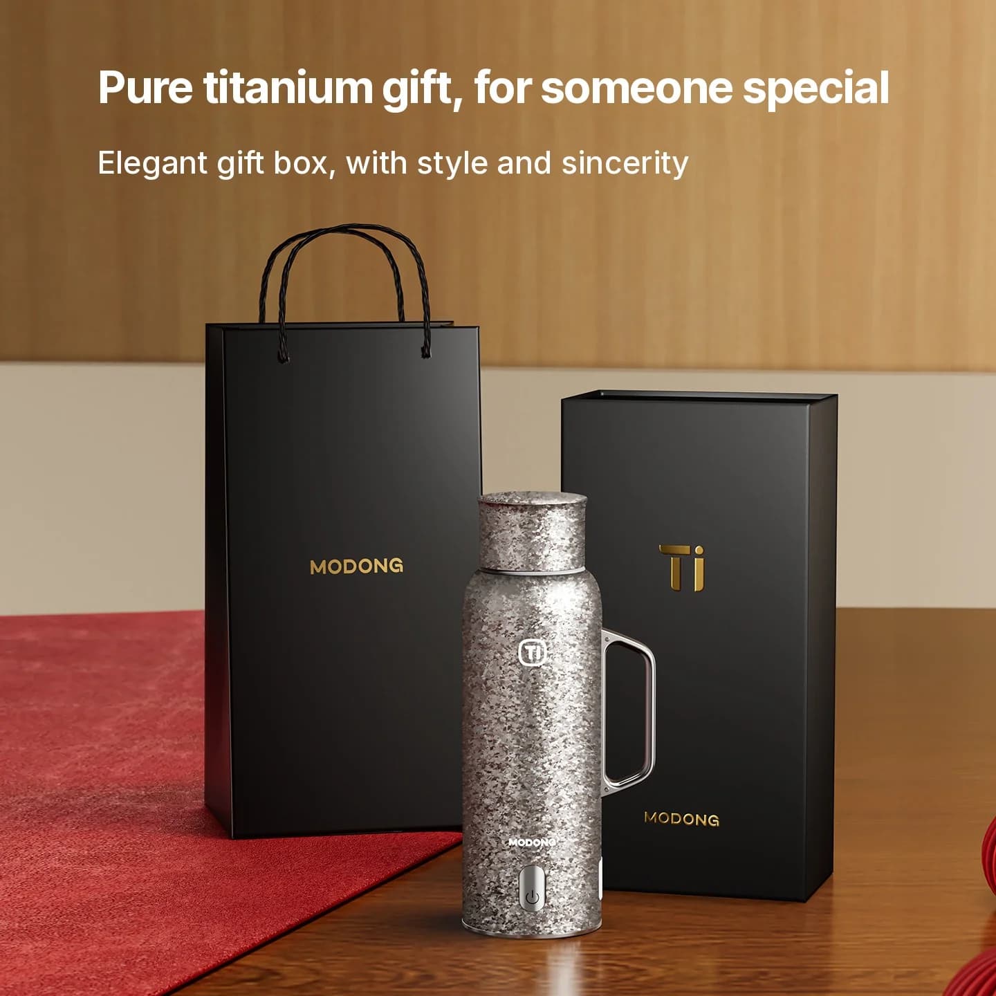 Pure titanium geïsoleerde beker met temperatuurweergave, 601-700ml