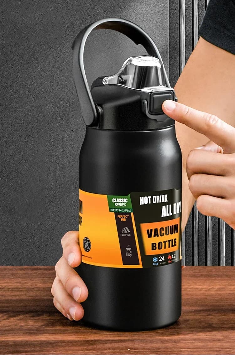 Outdoor thermosbeker met rietje 0.8-1.5L
